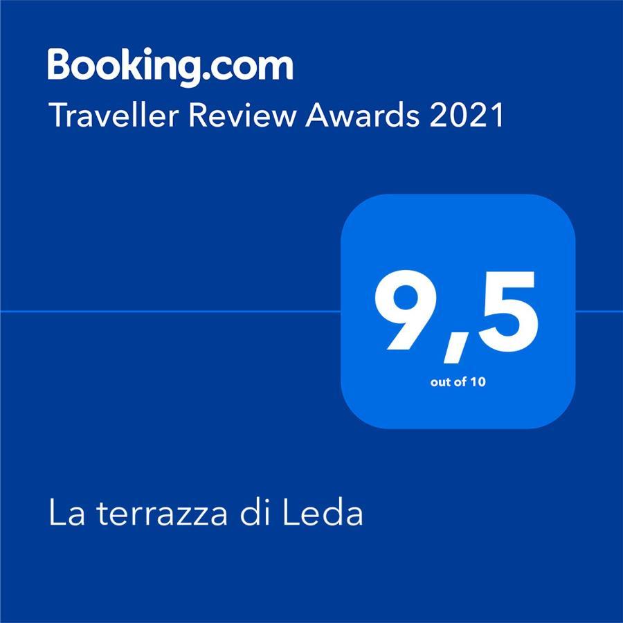 Ferienwohnung La Terrazza Di Leda CTA Exterior foto